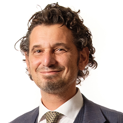 Carlos_Amunátegui_250x250