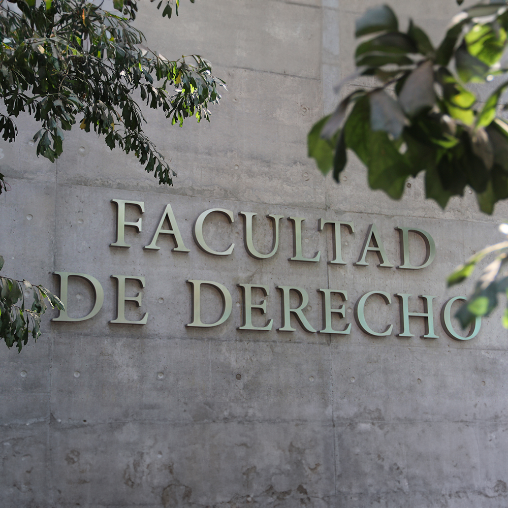 Nuestro equipo de la Facultad de Derecho UC 1000×1000