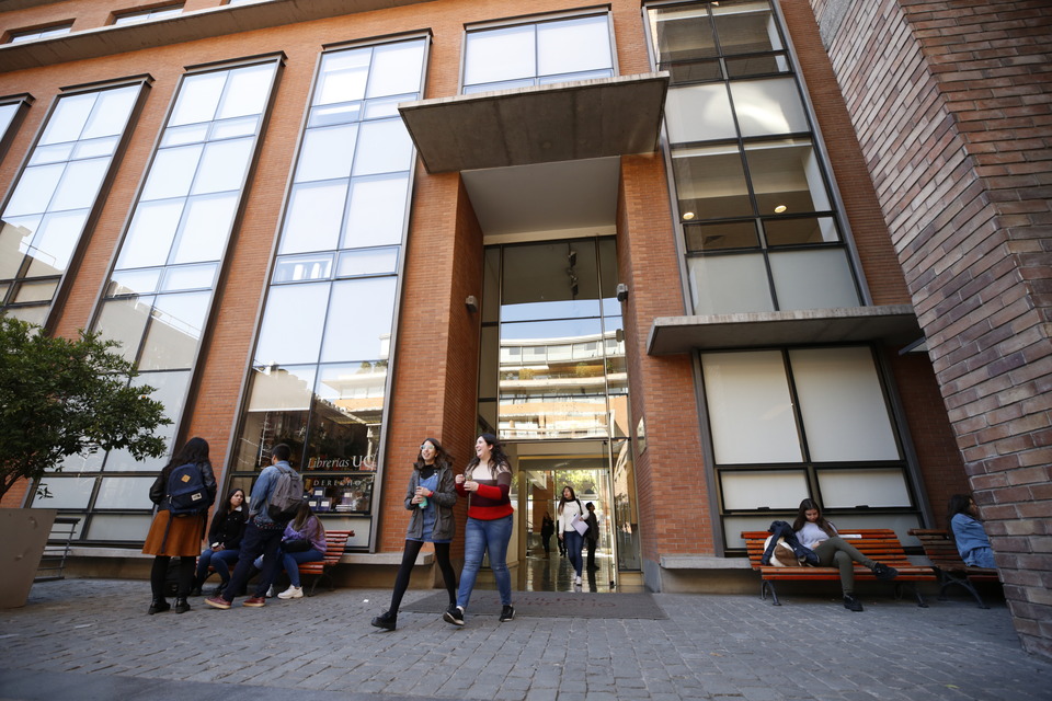 iNSTALACIONES_Edificio Derecho UC