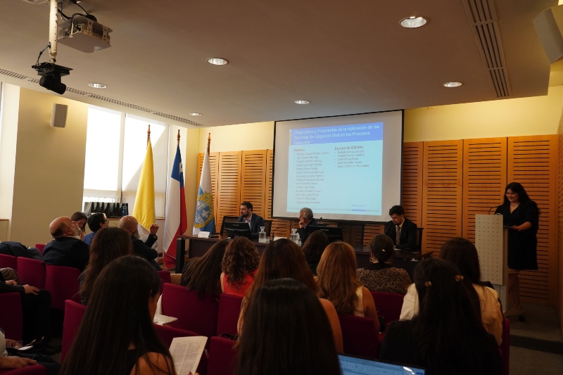 Proyecto_de_Litigación_UC_presentó_investigación_sobre_litigación_oral_en_los_juicios_-_web_2026